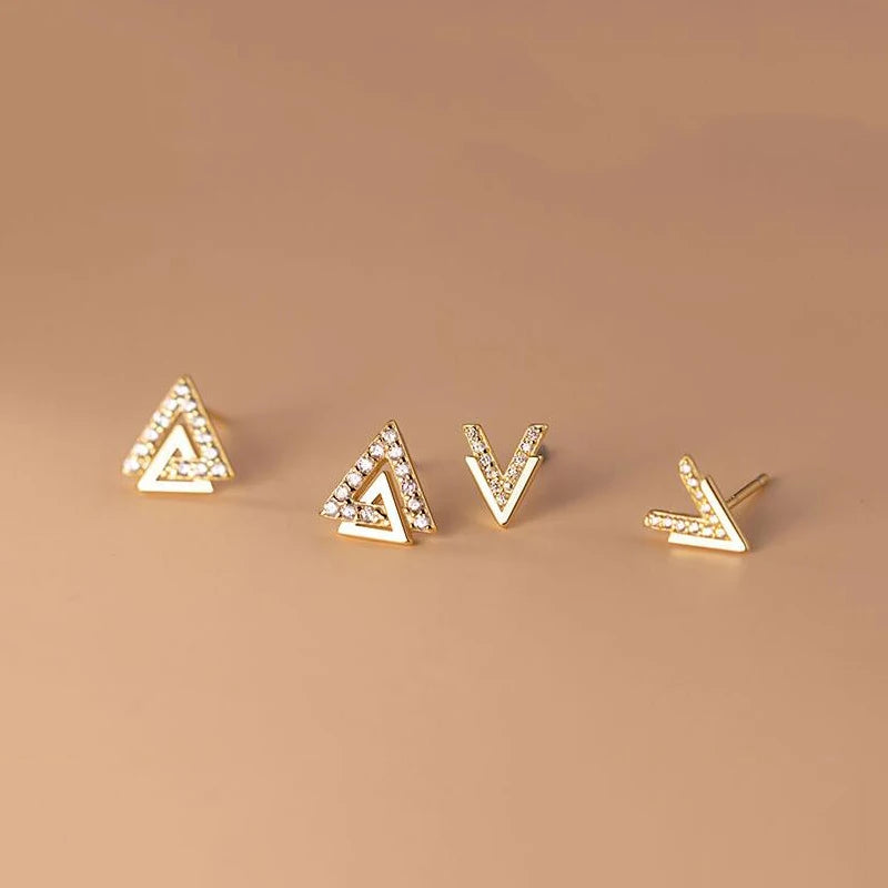 INZATT Echt 925 Sterling Silber Zirkon Brief Dreieck Stud Ohrringe Für Frauen Minimalist Feine Schmuck Zubehör Dropshipping
