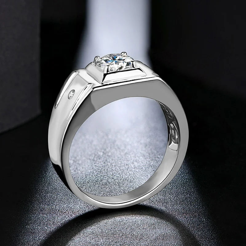 Attagems Herrenring – 925er Silber mit 1 Karat Moissanit (