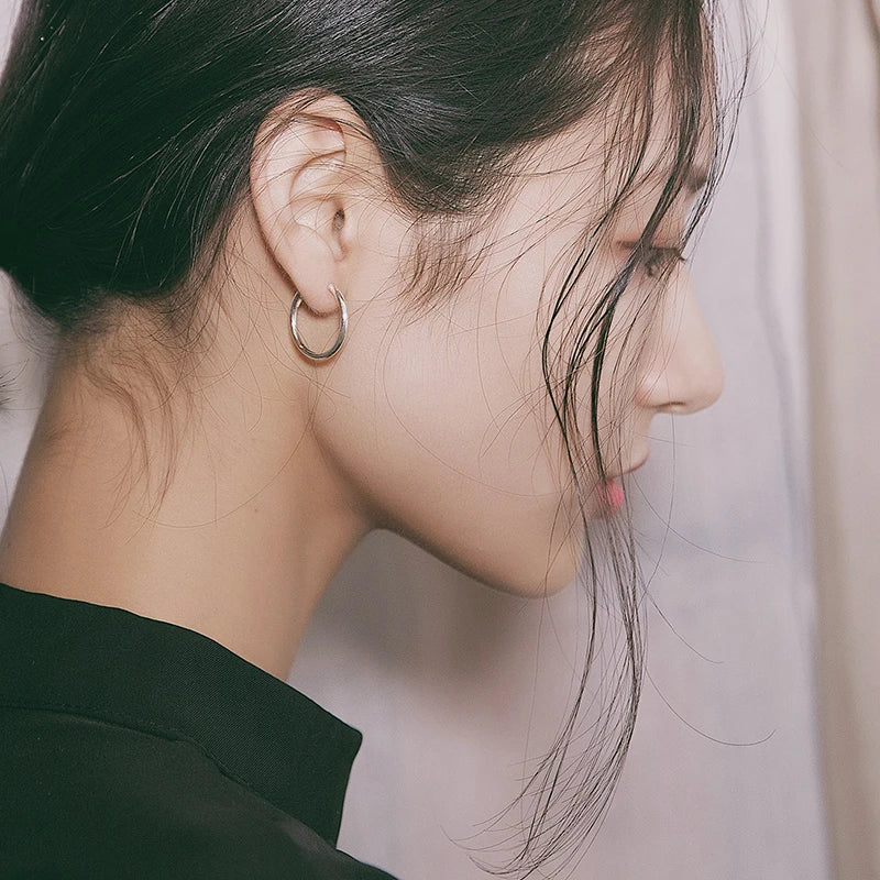 Einfache Ohrknochen-Creolen aus 925er-Sterlingsilber für Frauen, kleine Creolen, Ohrknochen-Schnalle, runde Kreis-Ohrringe, Creolen, Geschenk