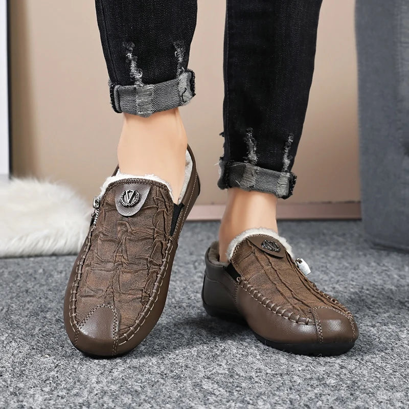Winter Leder Männer Casual Schuhe Plüsch Warme Bequeme Halbschuhe Leichte Herren Fahren Schuhe Slip-on Herren Faule Schuhe Mokassins