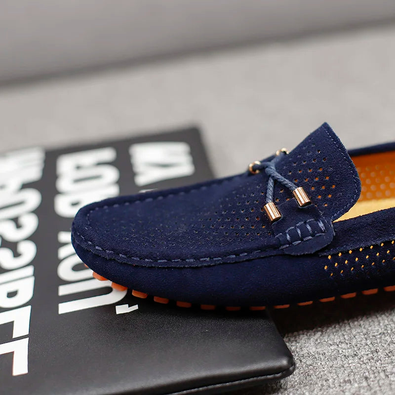 Mode Wildleder Herren Freizeitschuhe Echtes Leder Mann Loafer Slip on Flats Leichte Herren Fahrschuhe Faule Schuhe Mokassins