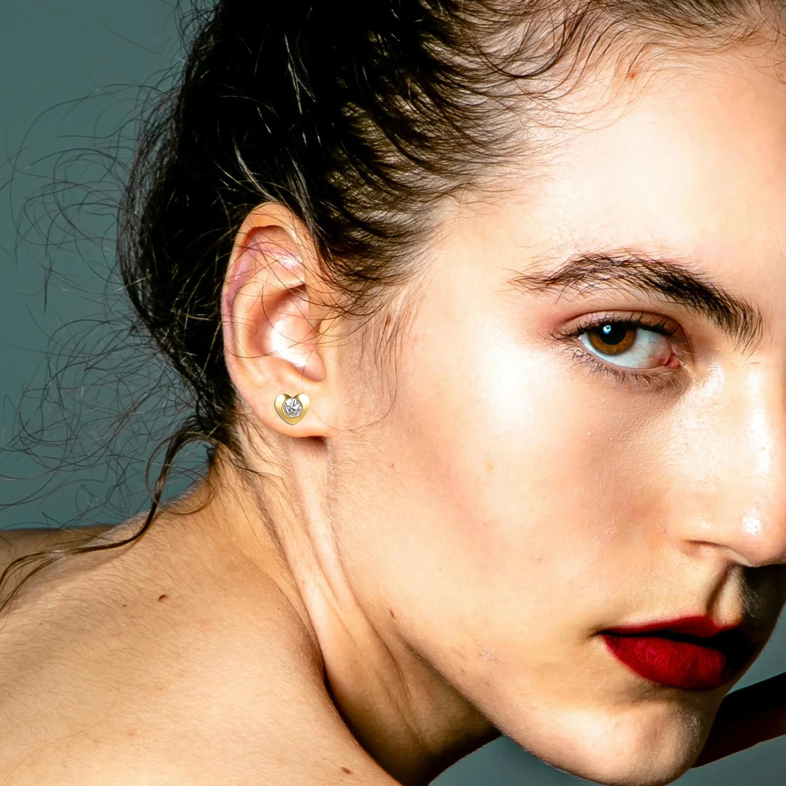 12 Paar Ohrstecker mit Geburtsstein aus chirurgischem Edelstahl mit kubischem Zirkonia, vergoldeter Herz-Stern-Ohrstecker, runder mehrfarbiger Ohrstecker