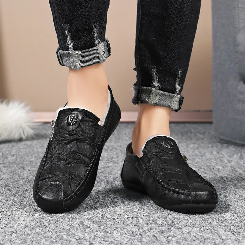 Winter Leder Männer Casual Schuhe Plüsch Warme Bequeme Halbschuhe Leichte Herren Fahren Schuhe Slip-on Herren Faule Schuhe Mokassins