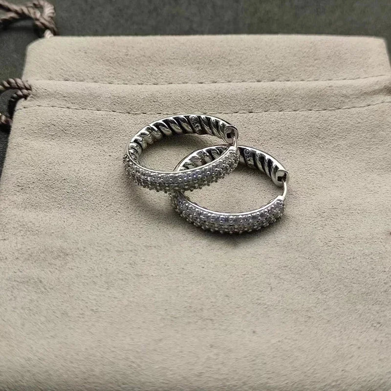 Hochwertige, modische, klassische Dy-Ohrstecker aus 925er Silber für den täglichen Gebrauch