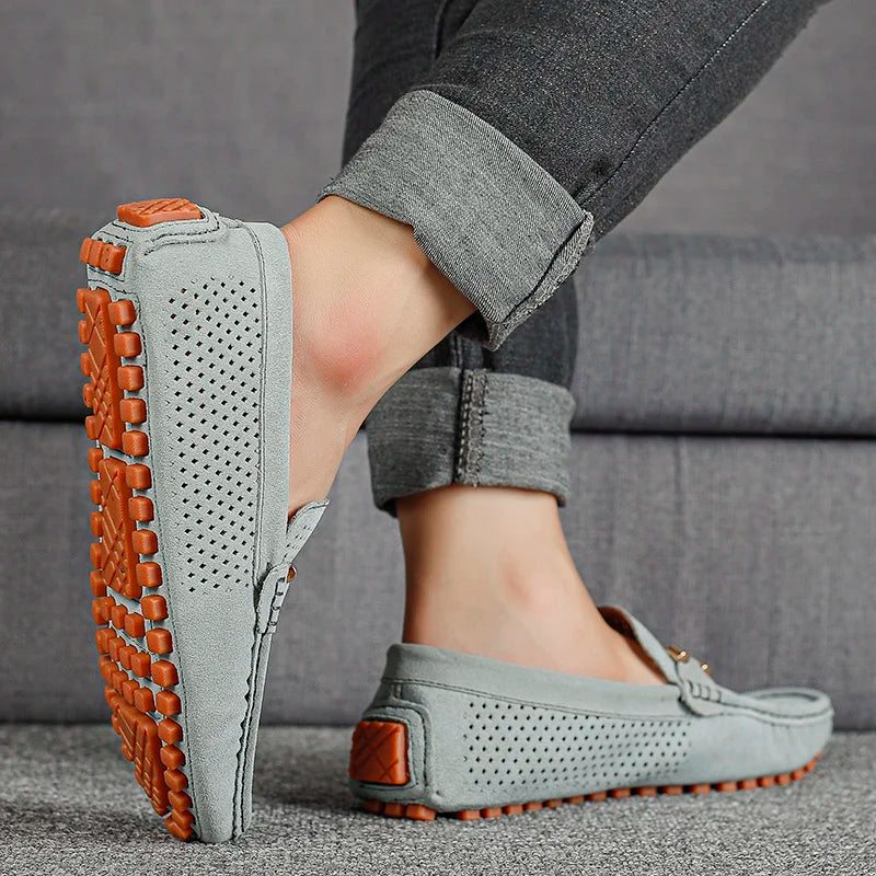 Mode Wildleder Herren Freizeitschuhe Echtes Leder Mann Loafer Slip on Flats Leichte Herren Fahrschuhe Faule Schuhe Mokassins