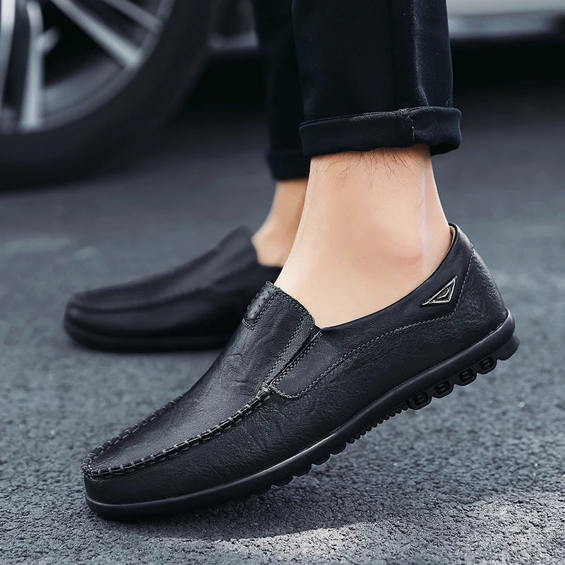 LETCOMFIT Lässige Herren-Loafer, solides Slip-On-Leder, Business-Oxfords, bequeme Low-Top-Herrenschuhe mittleren Alters, Ganzjahreskleidung