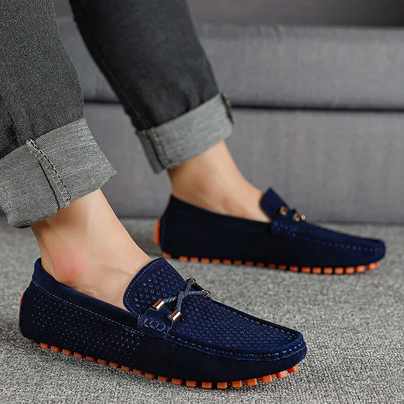 Mode Wildleder Herren Freizeitschuhe Echtes Leder Mann Loafer Slip on Flats Leichte Herren Fahrschuhe Faule Schuhe Mokassins