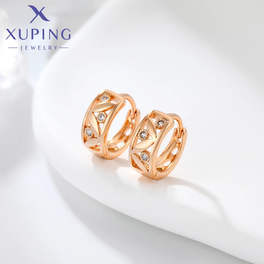 Goldfarbene Huggie-Ohrringe