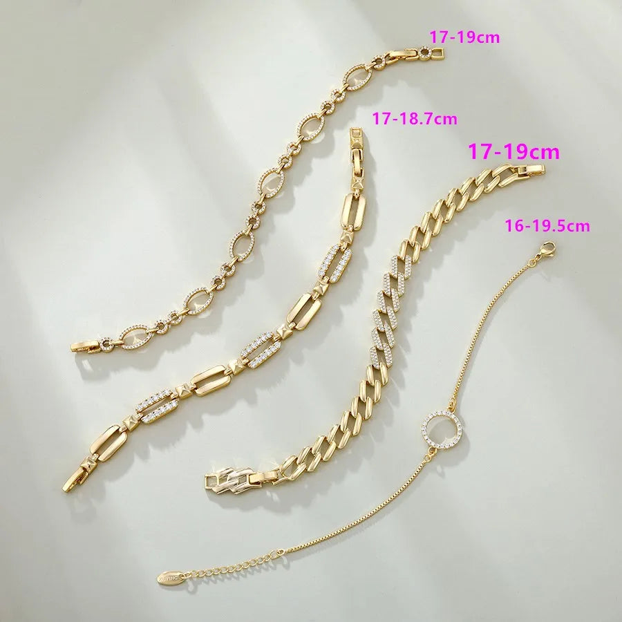 Goldfarbener Schmuck-Set