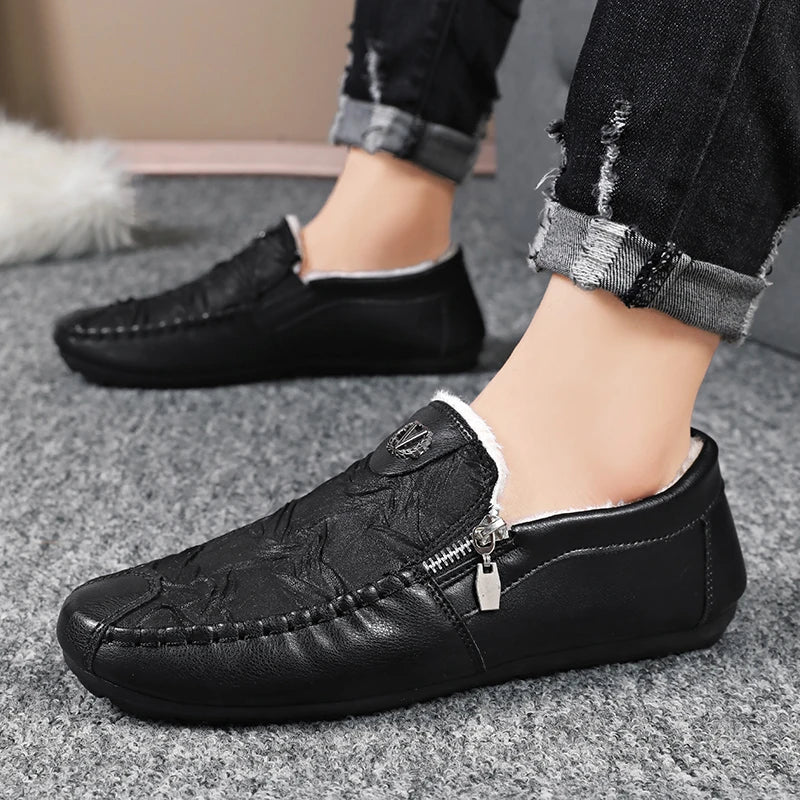 Winter Leder Männer Casual Schuhe Plüsch Warme Bequeme Halbschuhe Leichte Herren Fahren Schuhe Slip-on Herren Faule Schuhe Mokassins