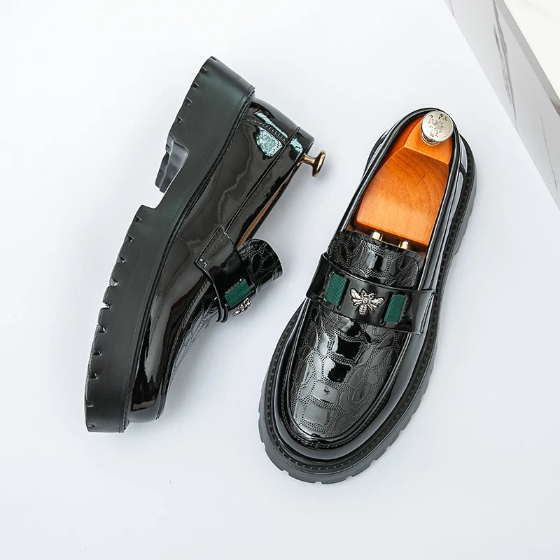 2025, Herren-Schuhe mit runder Zehenpartie, dicker Sohle, leichte Luxus-Lederschuhe, Slipper, rutschfest, bequem, modisch, Business-Büro, formelle Abendschuhe