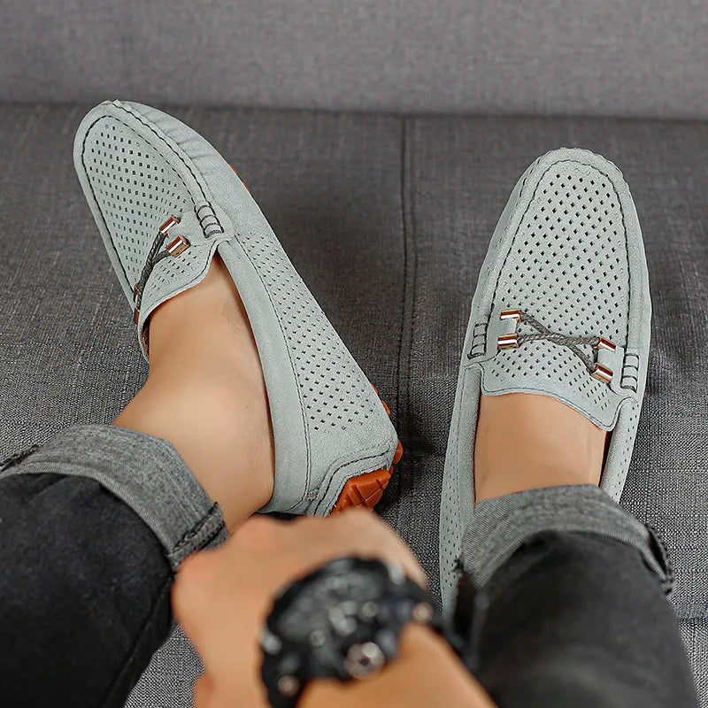 Mode Wildleder Herren Freizeitschuhe Echtes Leder Mann Loafer Slip on Flats Leichte Herren Fahrschuhe Faule Schuhe Mokassins