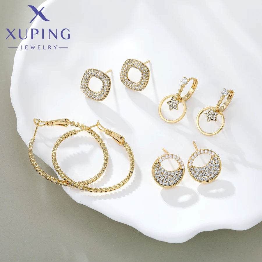 Goldfarbener Schmuck-Set