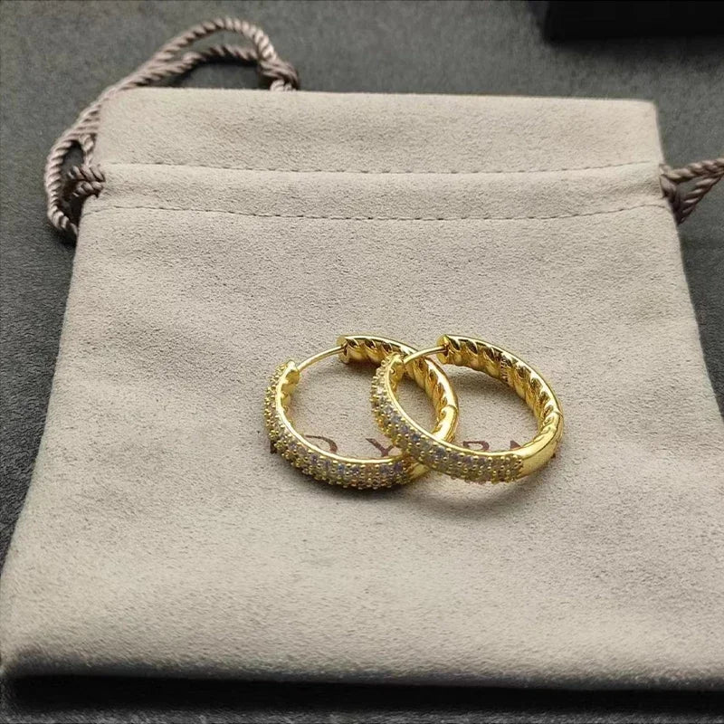 Hochwertige, modische, klassische Dy-Ohrstecker aus 925er Silber für den täglichen Gebrauch