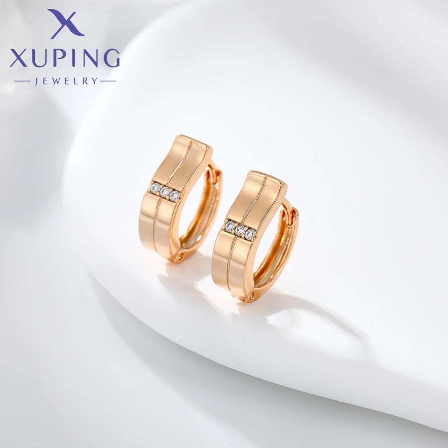 Goldfarbene Huggie-Ohrringe