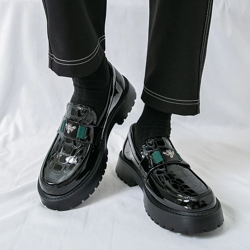 2025, Herren-Schuhe mit runder Zehenpartie, dicker Sohle, leichte Luxus-Lederschuhe, Slipper, rutschfest, bequem, modisch, Business-Büro, formelle Abendschuhe