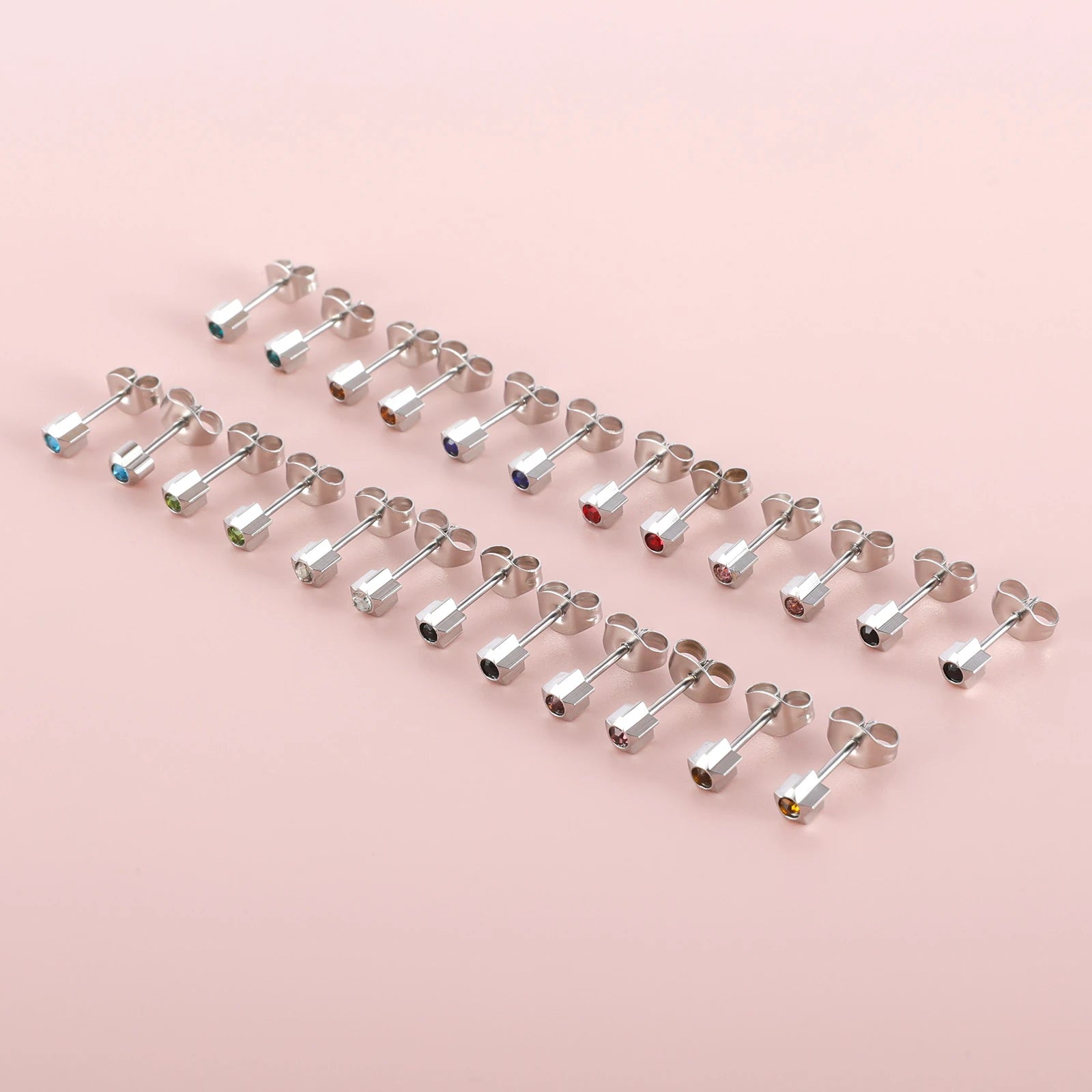 12 Paar Ohrstecker mit Geburtsstein aus chirurgischem Edelstahl mit kubischem Zirkonia, vergoldeter Herz-Stern-Ohrstecker, runder mehrfarbiger Ohrstecker