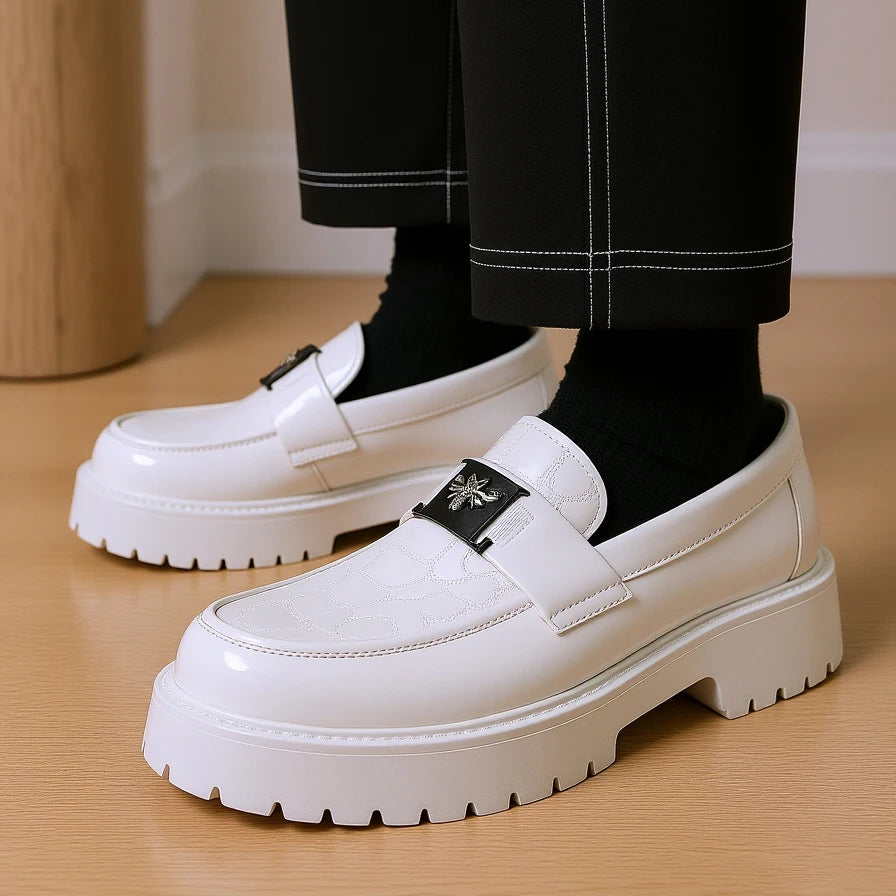 2025, Herren-Schuhe mit runder Zehenpartie, dicker Sohle, leichte Luxus-Lederschuhe, Slipper, rutschfest, bequem, modisch, Business-Büro, formelle Abendschuhe