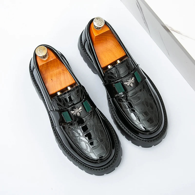 2025, Herren-Schuhe mit runder Zehenpartie, dicker Sohle, leichte Luxus-Lederschuhe, Slipper, rutschfest, bequem, modisch, Business-Büro, formelle Abendschuhe