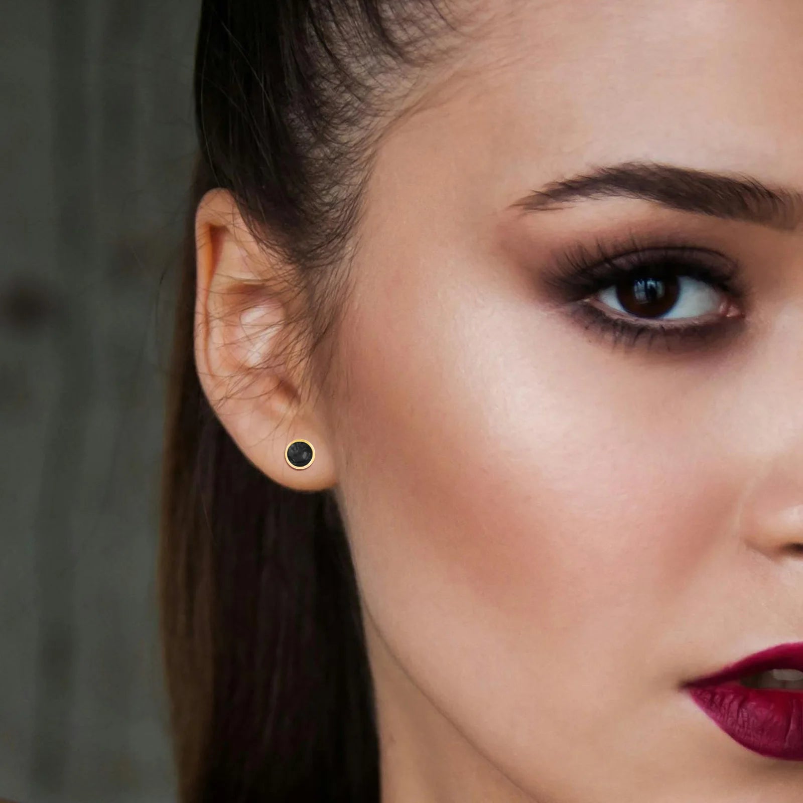 12 Paar Ohrstecker mit Geburtsstein aus chirurgischem Edelstahl mit kubischem Zirkonia, vergoldeter Herz-Stern-Ohrstecker, runder mehrfarbiger Ohrstecker